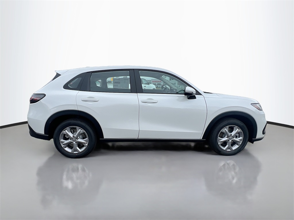 2025 Honda HR-V LX photo 3