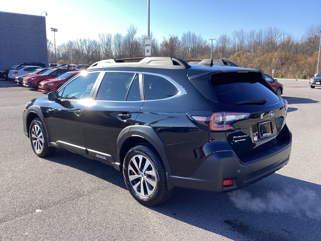 2025 Subaru Outback Premium photo 4