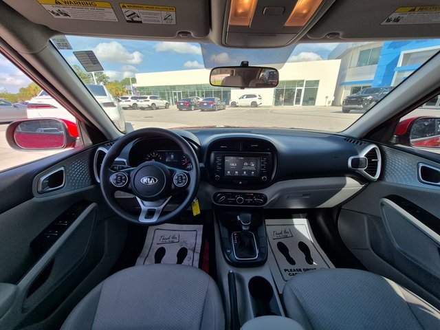 2021 Kia Soul LX photo 11