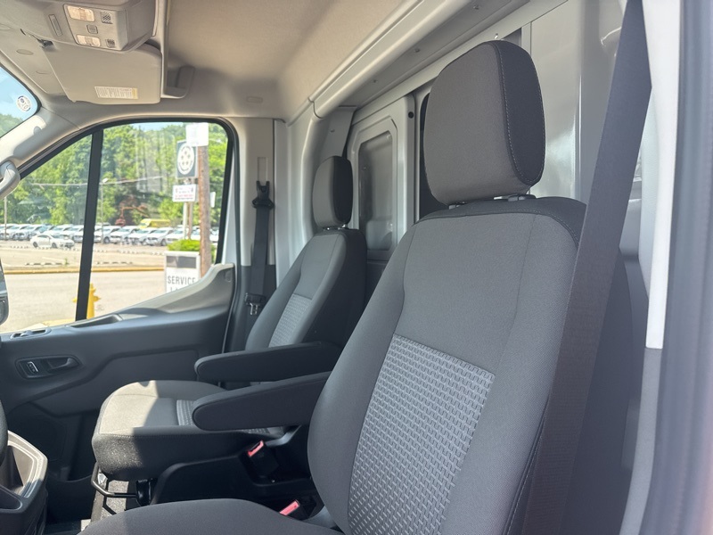 2024 Ford Transit photo 12