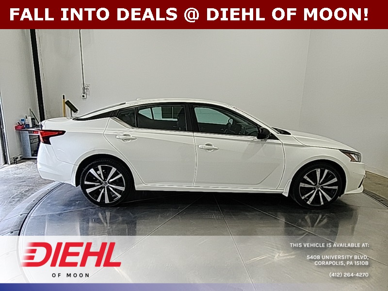 2021 Nissan Altima 2.5 SR photo 8