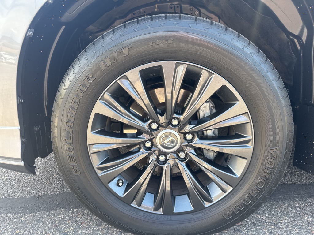 2021 Lexus GX 460 photo 4