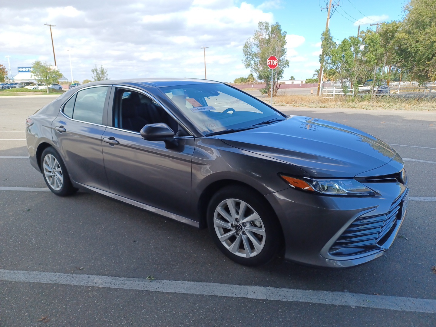 2024 Toyota Camry LE photo 3