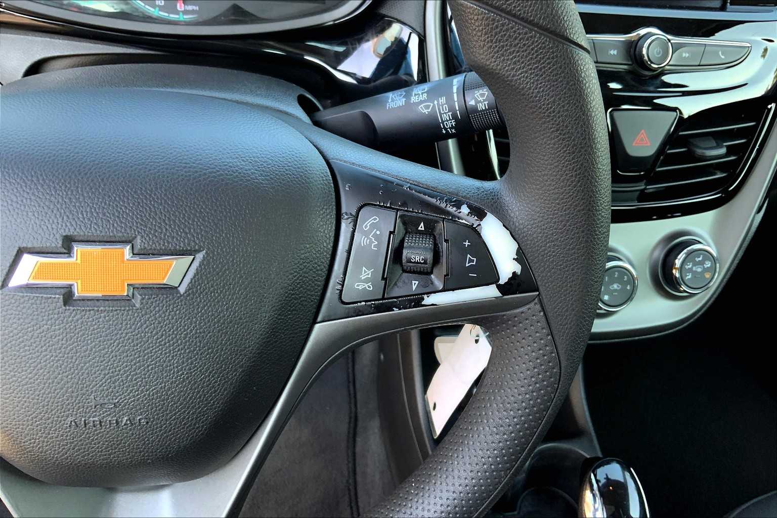 2020 Chevrolet Spark 1LT LT photo 21