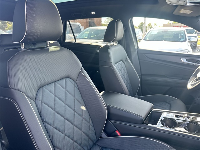 2025 Volkswagen Atlas Cross Sport SEL Premium R-Line photo 41