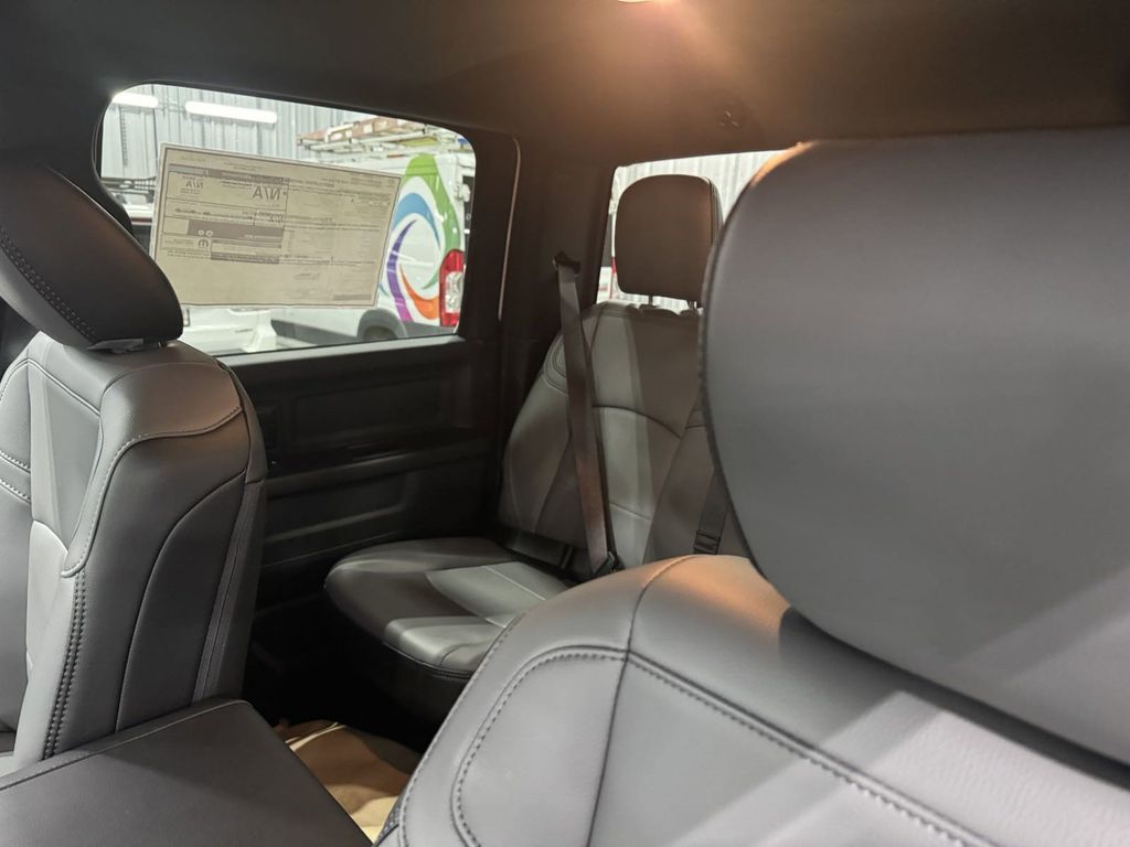2024 Ram 2500 Tradesman photo 6