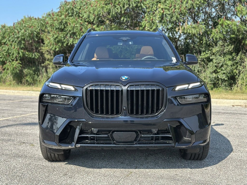 New 2026 Carbon Black Metallic BMW xDrive40i image 2