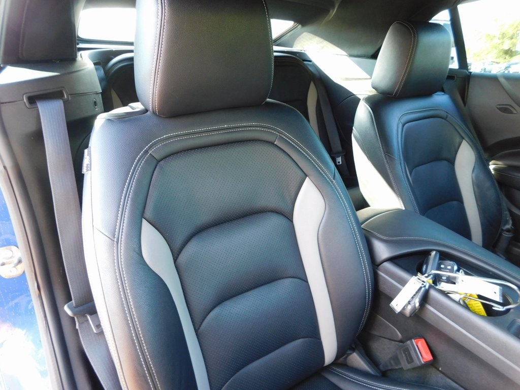 2019 Chevrolet Camaro 1LT photo 15