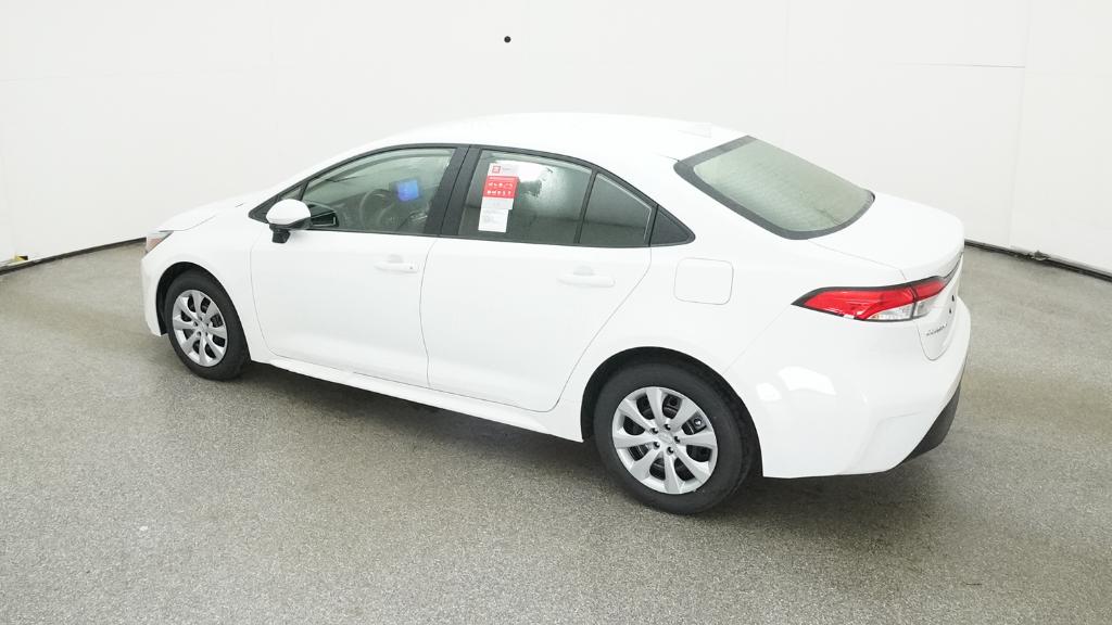 2025 Toyota Corolla Hybrid LE photo 9