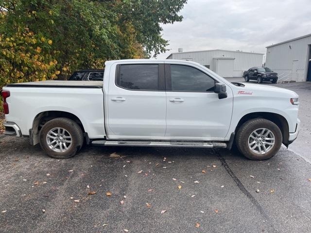 2021 Chevrolet Silverado 1500 RST photo 2