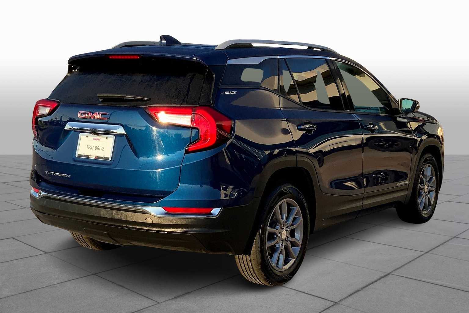 2023 Gmc Terrain SLT photo 12