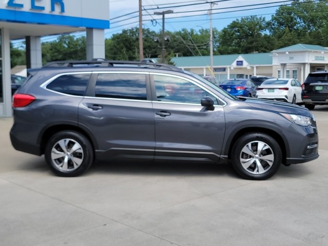 2022 Subaru Ascent Premium photo 2