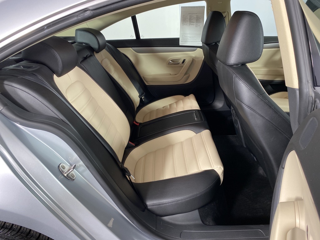 2012 Volkswagen CC Sport photo 26