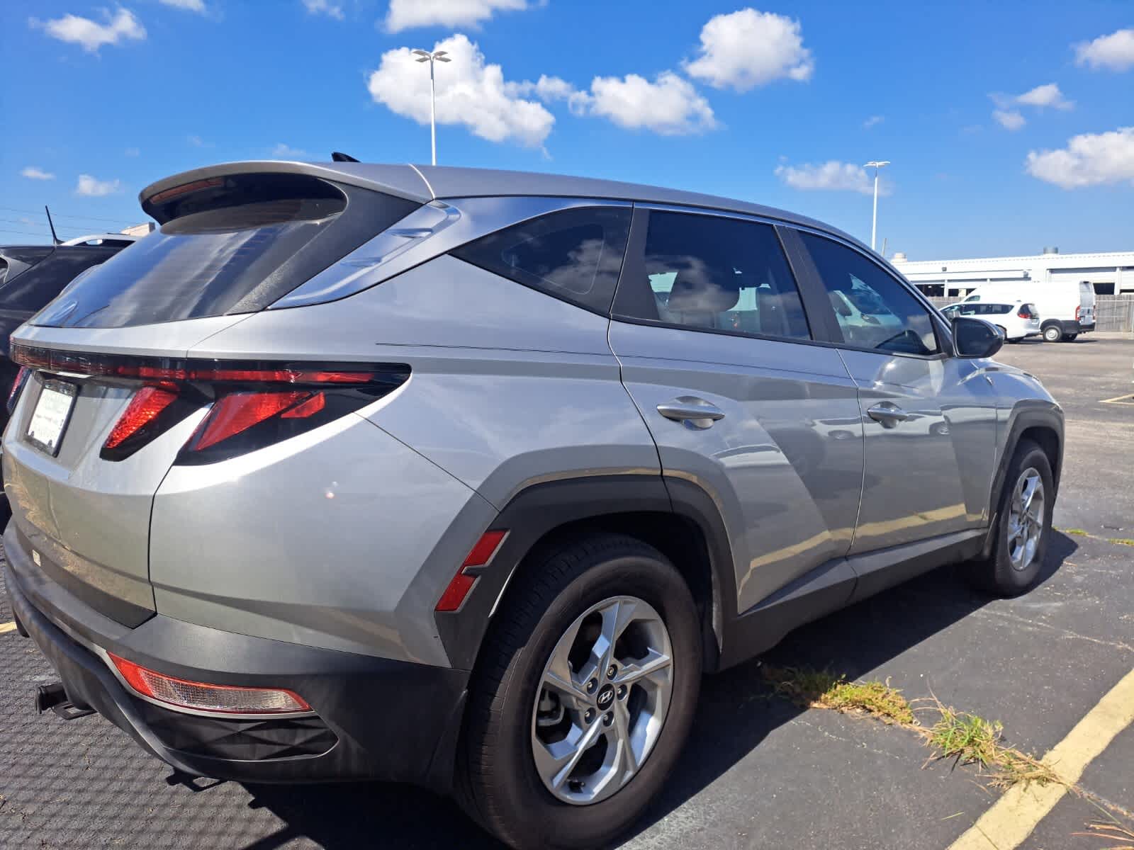 2024 Hyundai Tucson SE photo 3