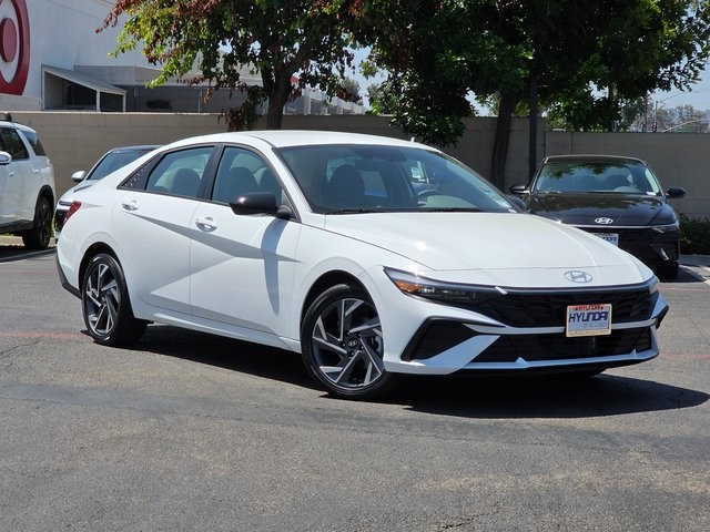 2025 Hyundai Elantra Hybrid SEL Sport photo 2