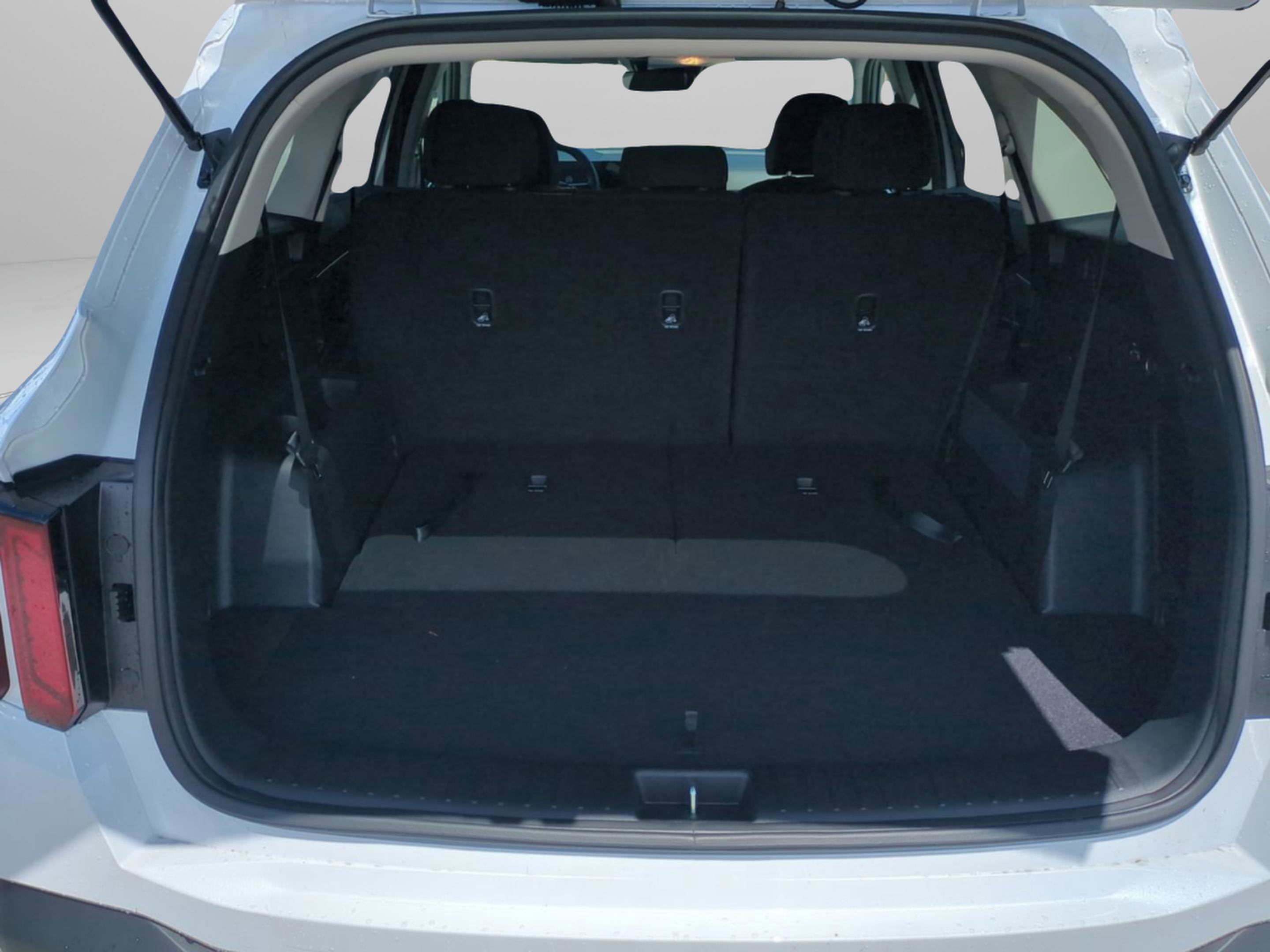 2026 Kia Sorento LX photo 10
