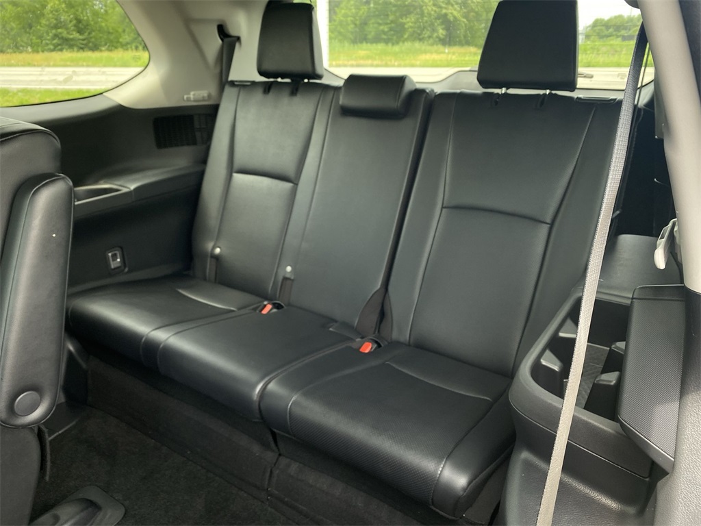 2024 Toyota Grand Highlander XLE photo 24