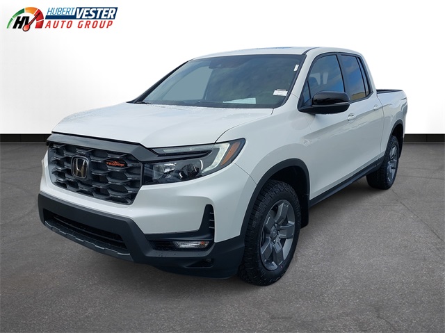 2025 Honda Ridgeline TrailSport photo 2