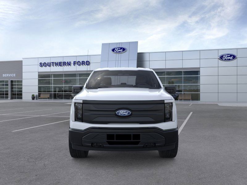 2025 Ford F-150 Lightning photo 4