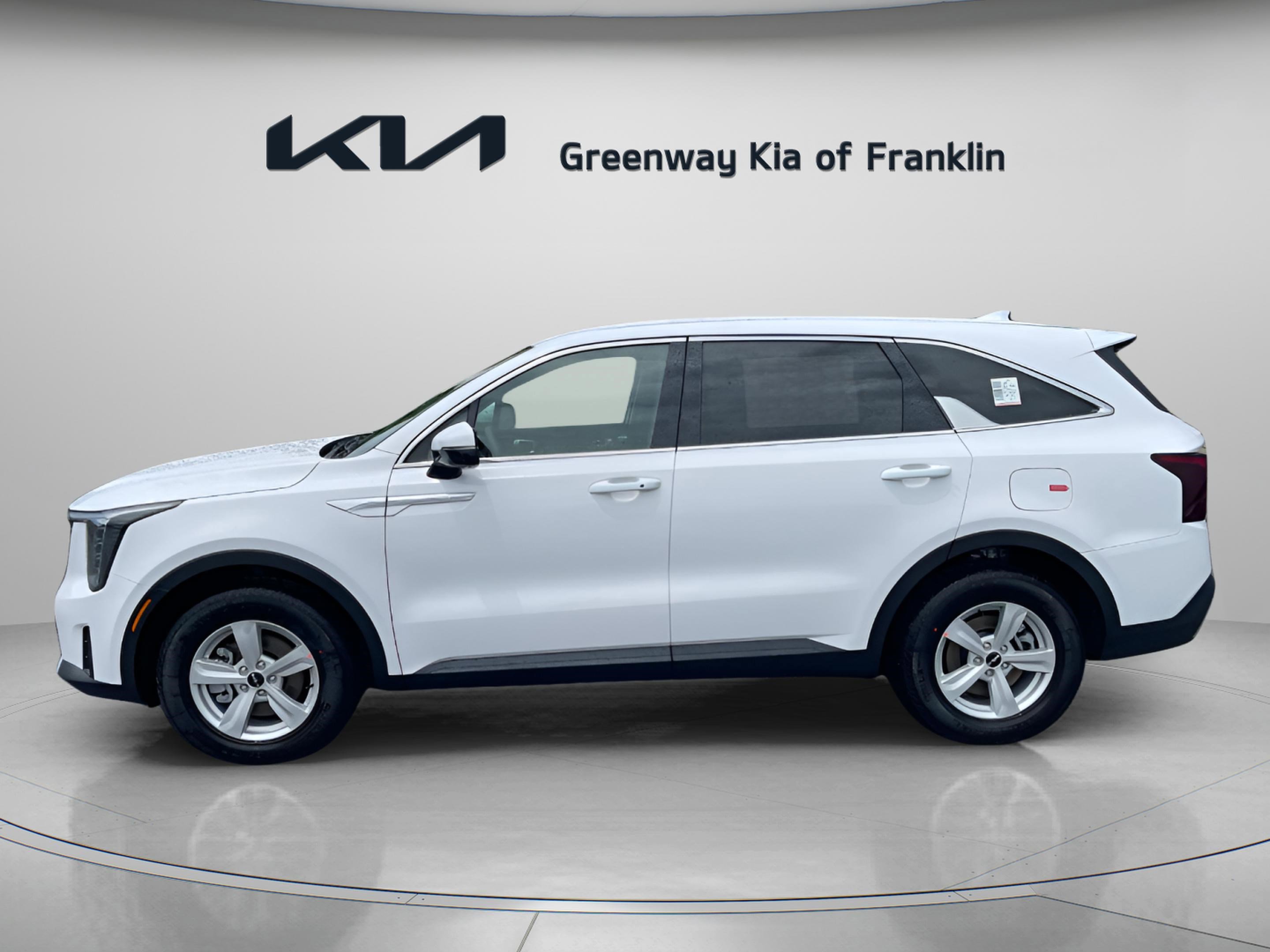 2025 Kia Sorento LX photo 4