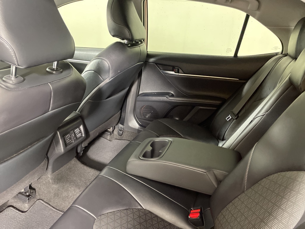 2019 Toyota Camry XSE V6 photo 35