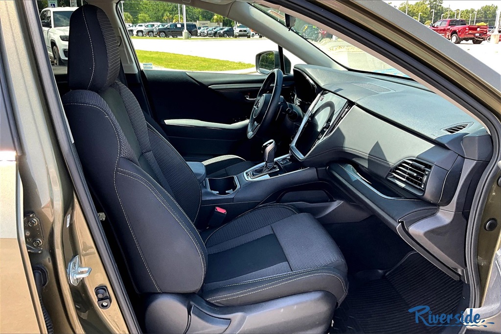 2022 Subaru Outback Premium photo 22