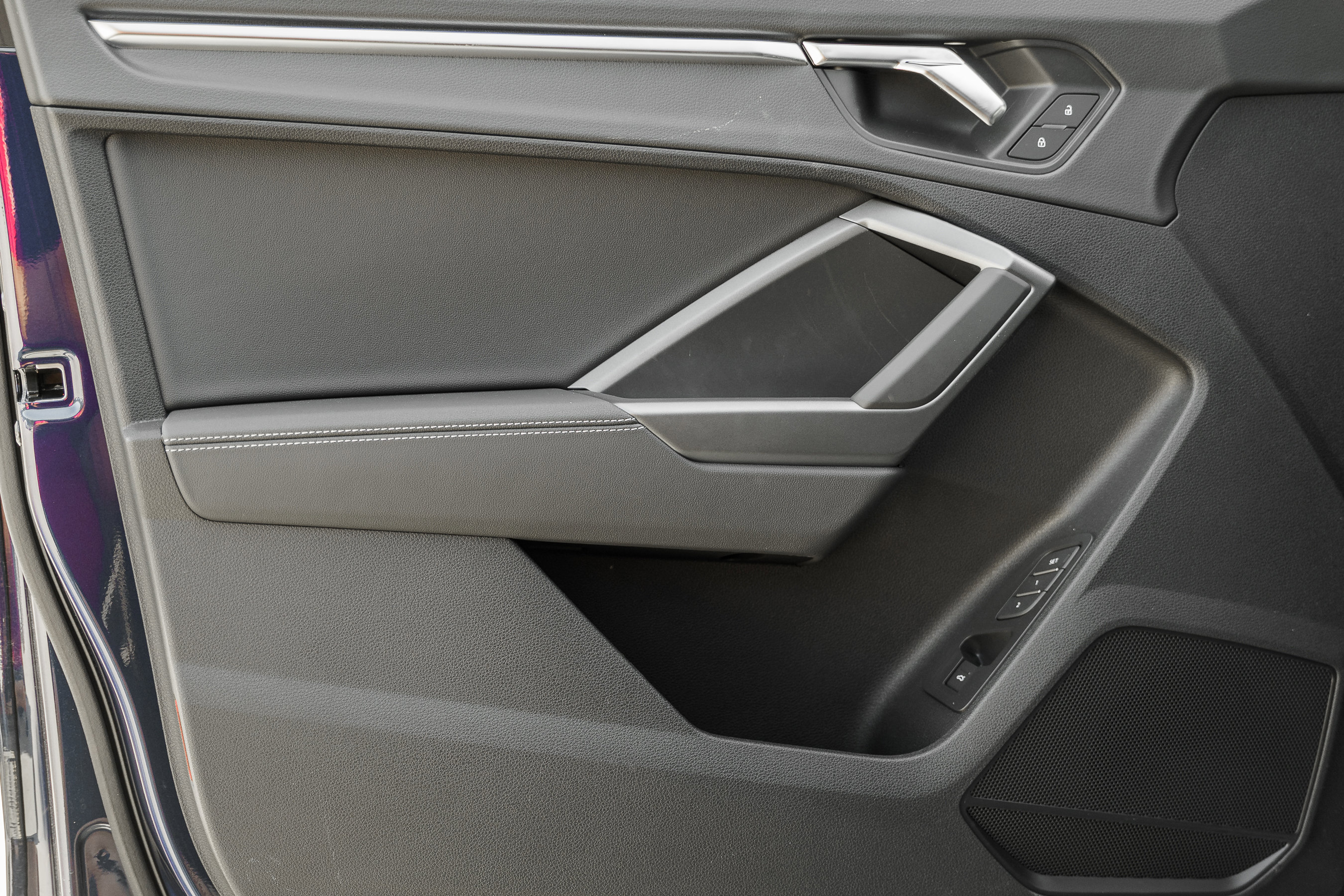 2025 Audi Q3 S line Premium photo 21