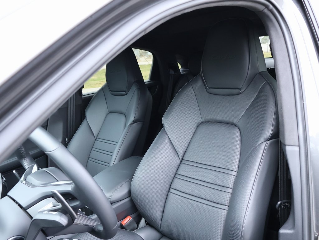2025 Porsche Cayenne E-Hybrid Coupe Turbo photo 5