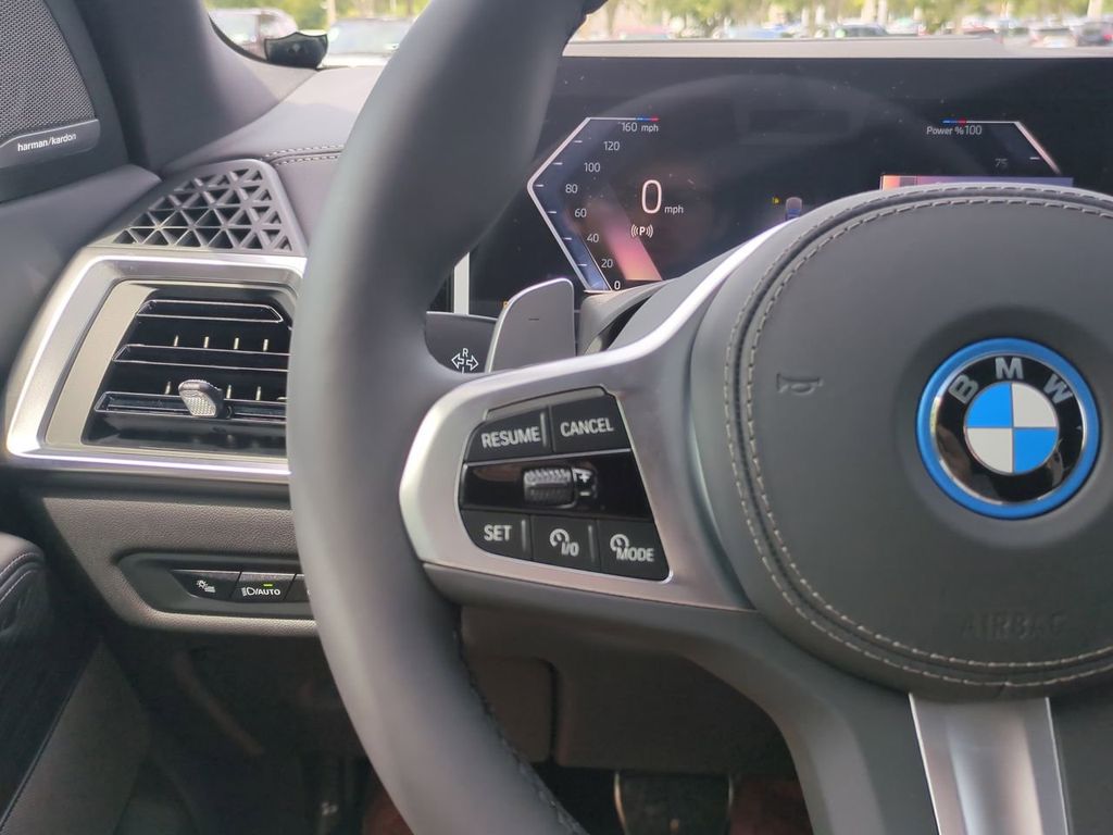 2026 Bmw X5 xDrive50e photo 24