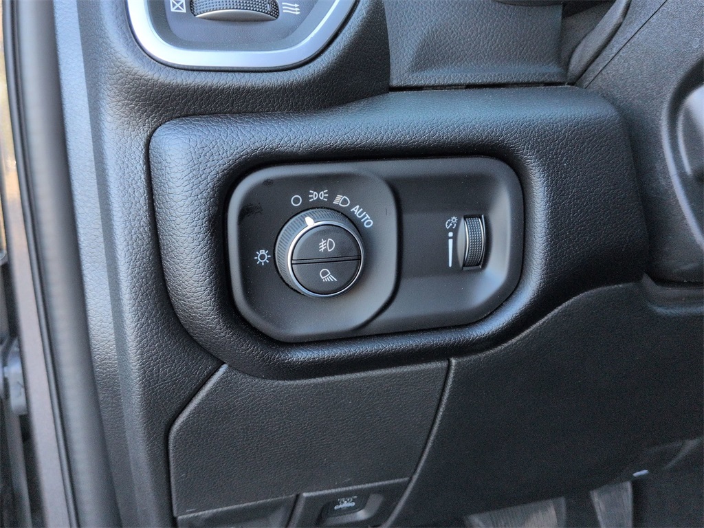 2026 Ram 2500 Big Horn photo 16