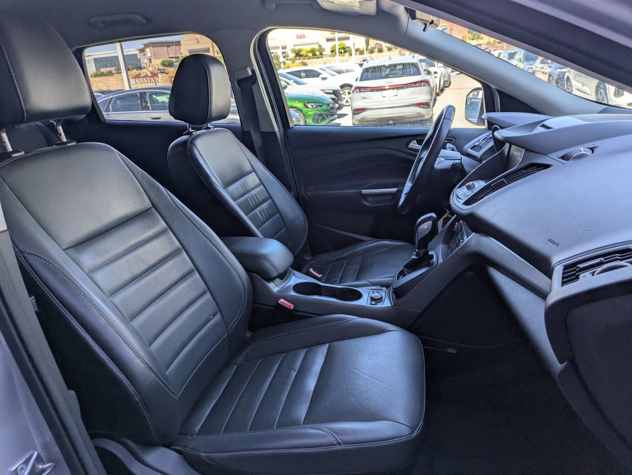 2015 Ford Escape SE photo 26