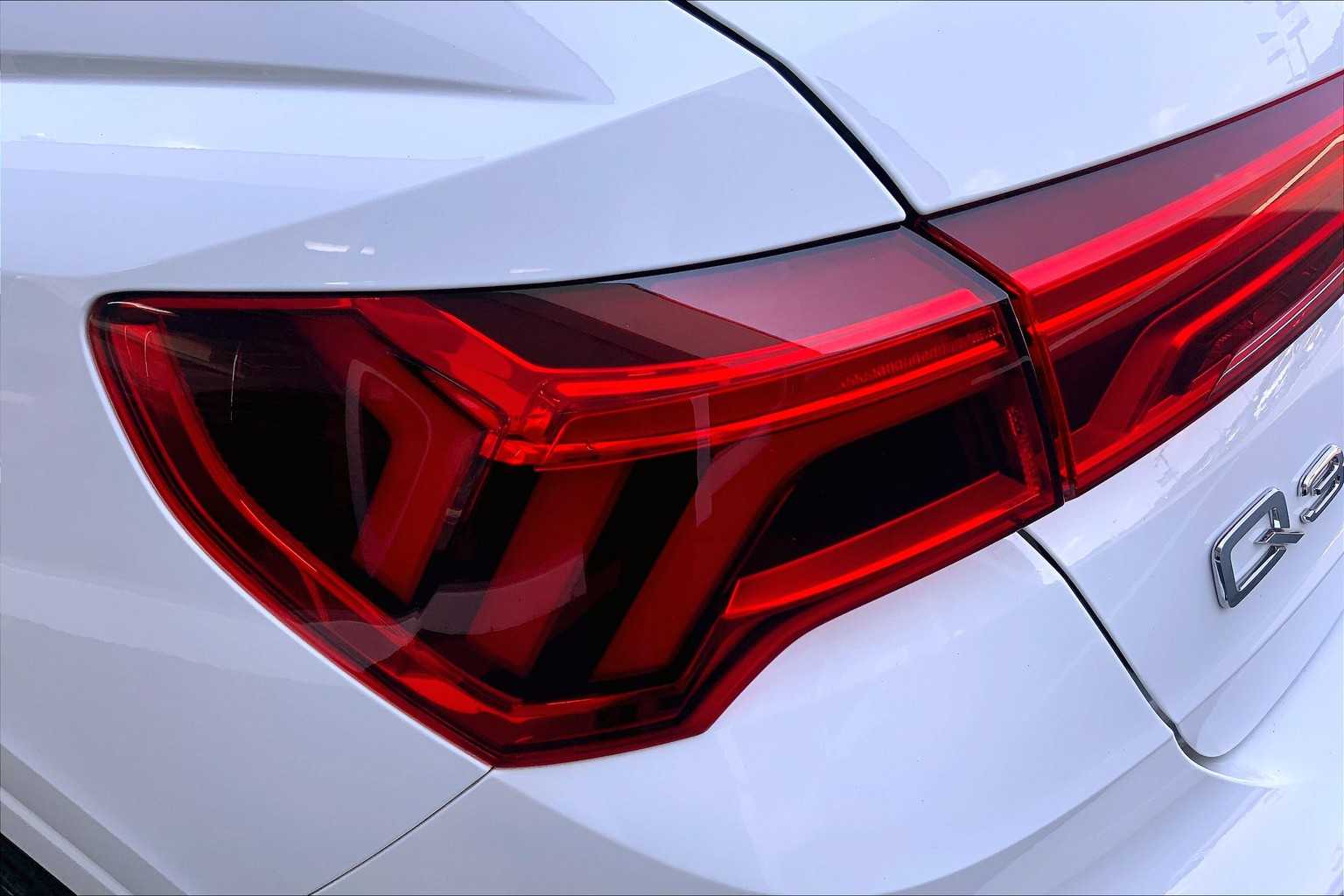 2022 Audi Q3 S line Premium Plus photo 25