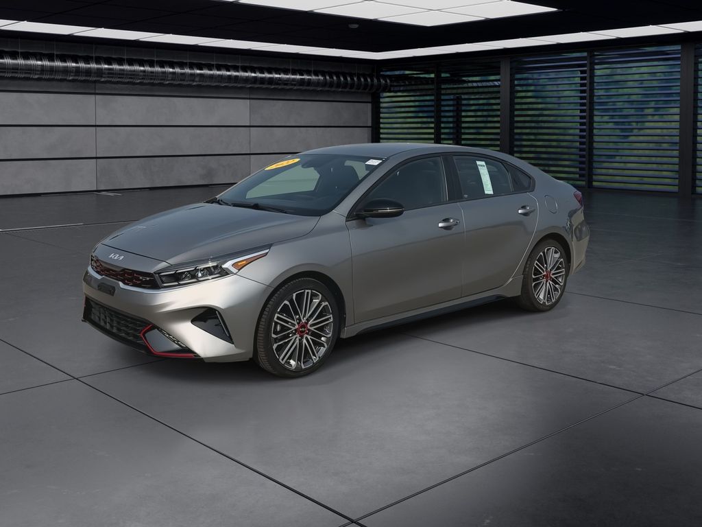 2022 Kia Forte GT photo 4