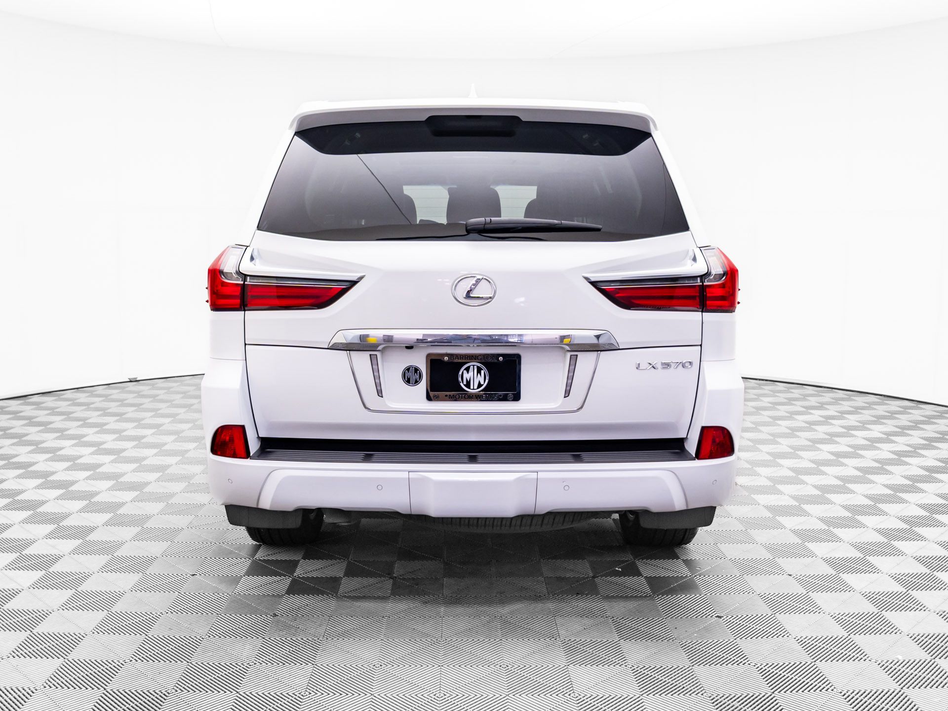 2019 Lexus LX 570 photo 4