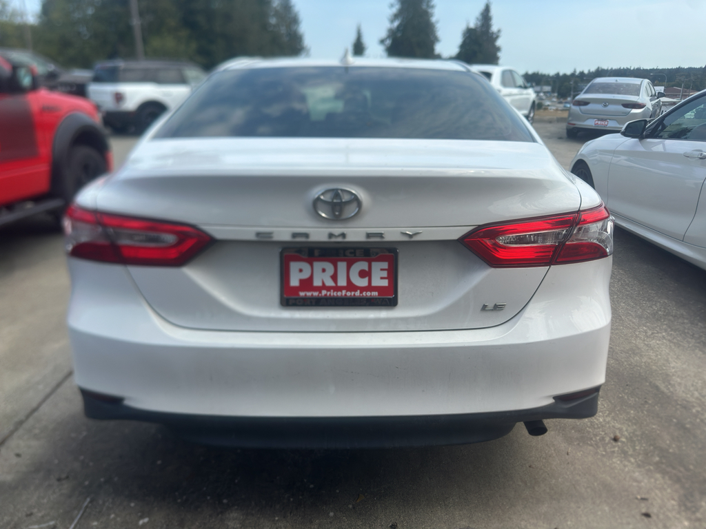 2020 Toyota Camry LE photo 3