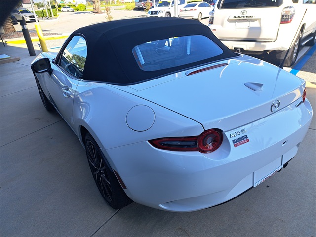 2025 Mazda MX-5 Miata Miata Grand Touring photo 4
