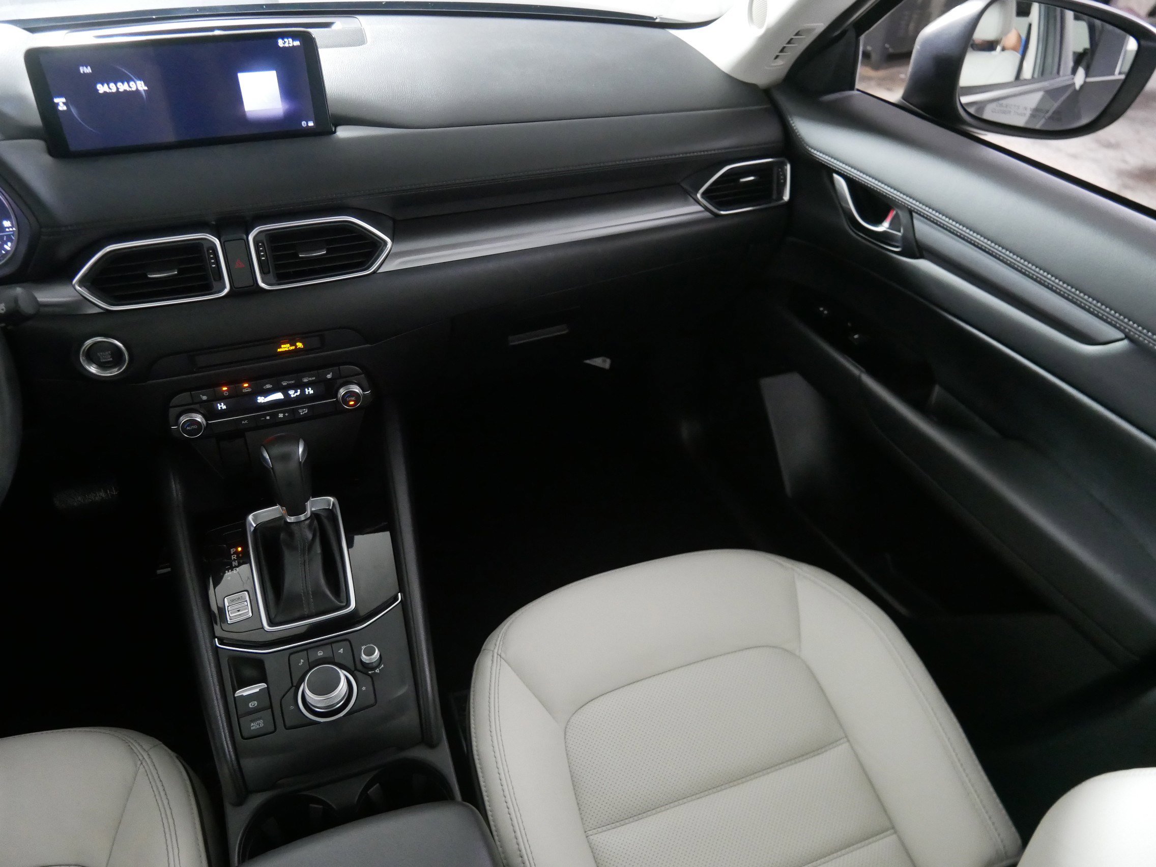 2025 Mazda CX-5 2.5 S Preferred photo 11