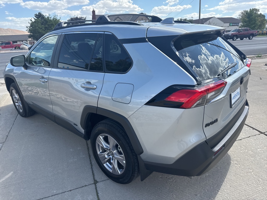 2024 Toyota RAV4 Hybrid LE photo 3