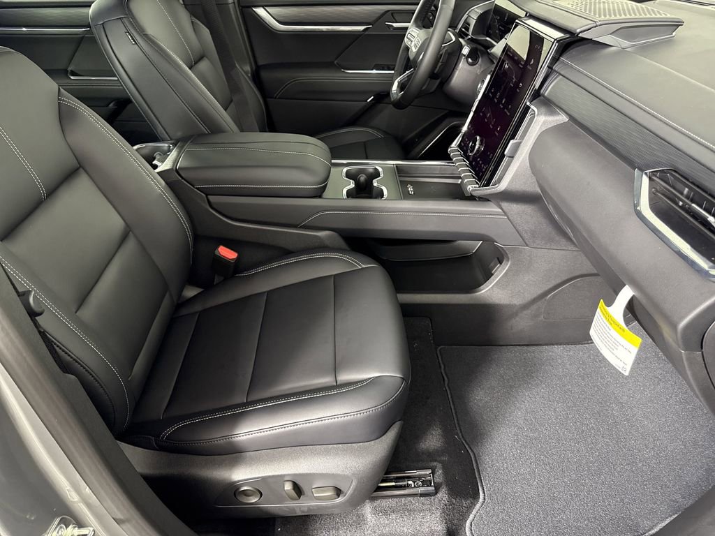 2025 Gmc Acadia Elevation photo 9