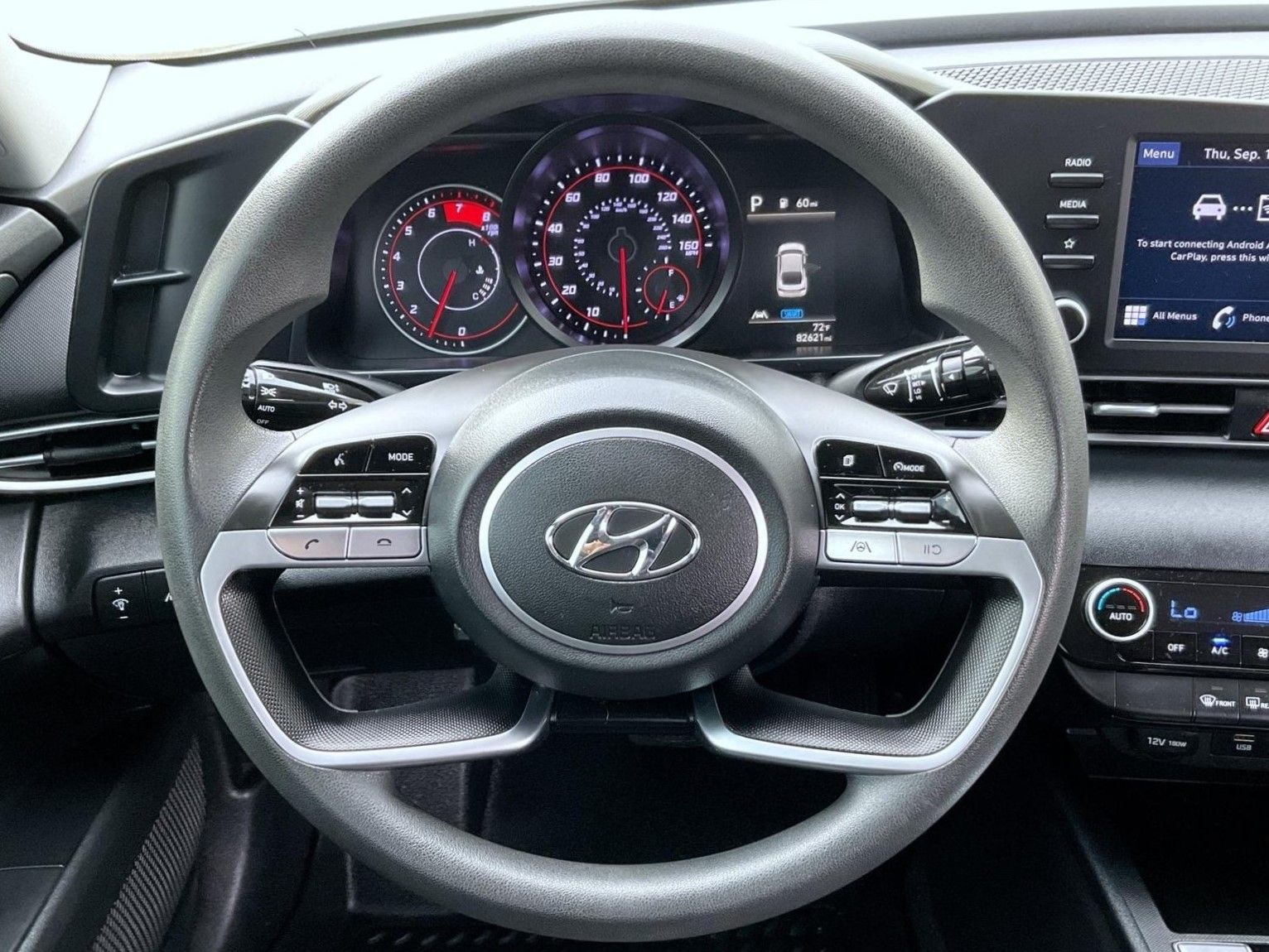 2021 Hyundai Elantra SEL photo 11