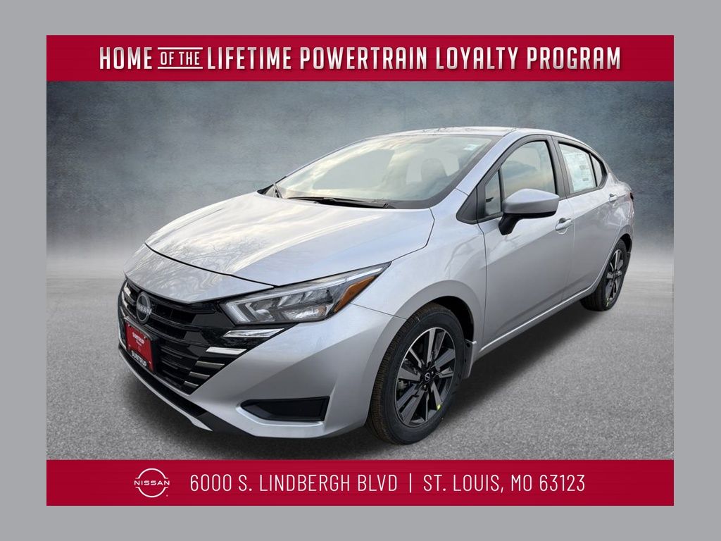 2025 Nissan Versa SV's photo