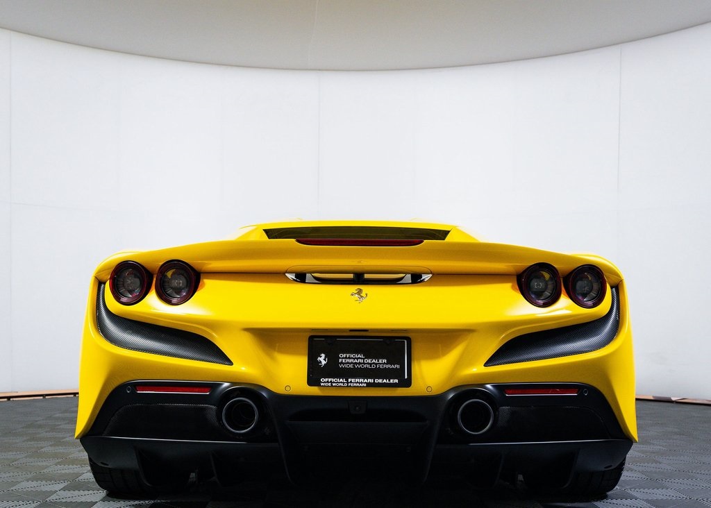 2022 Ferrari F8 Spider Base photo 9