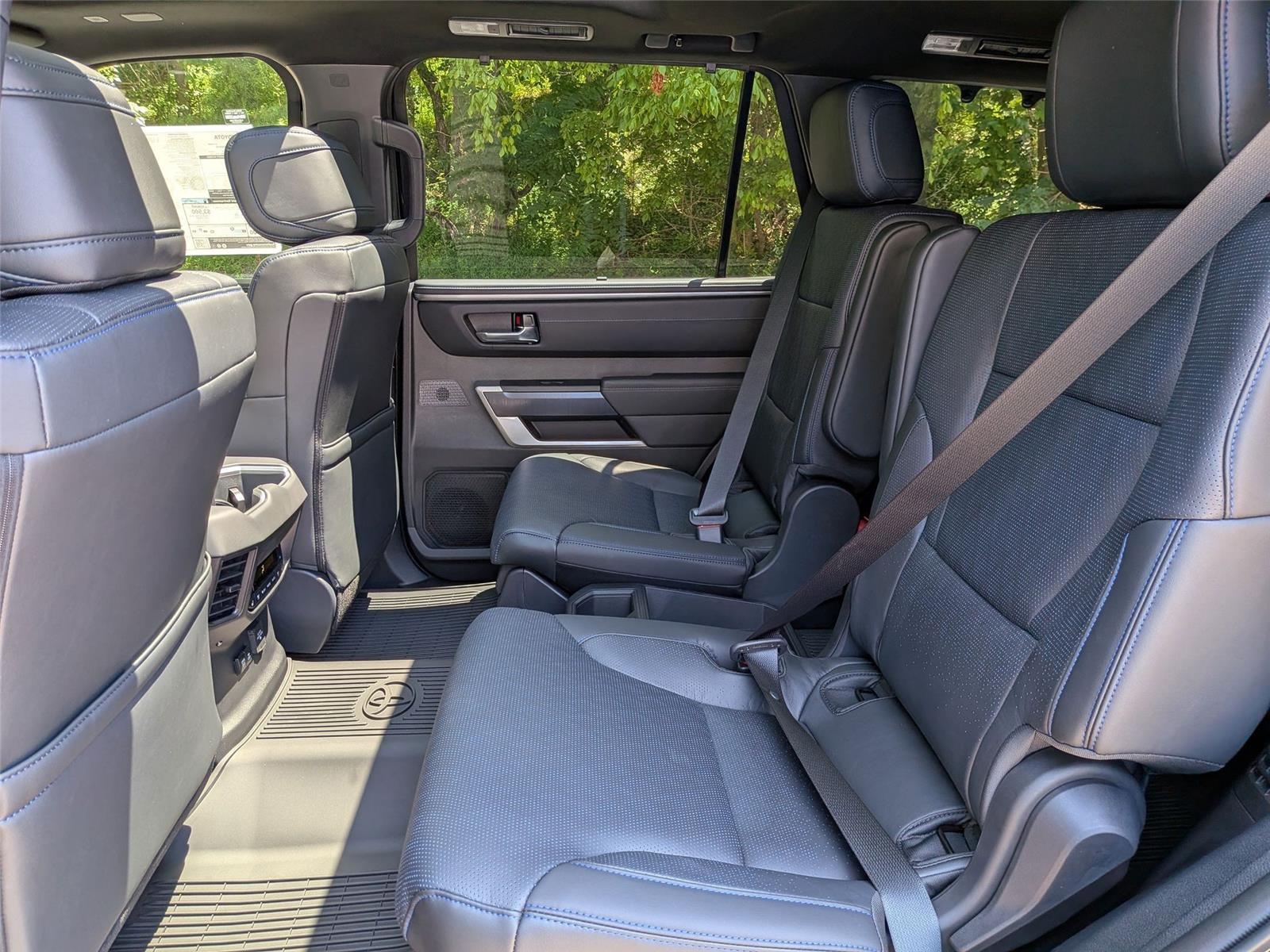 2025 Toyota Sequoia Platinum photo 20