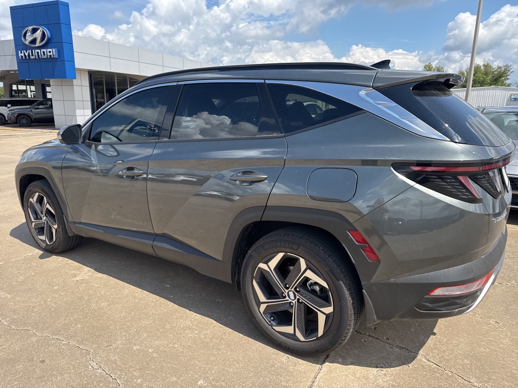 2024 Hyundai Tucson Hybrid Limited photo 3