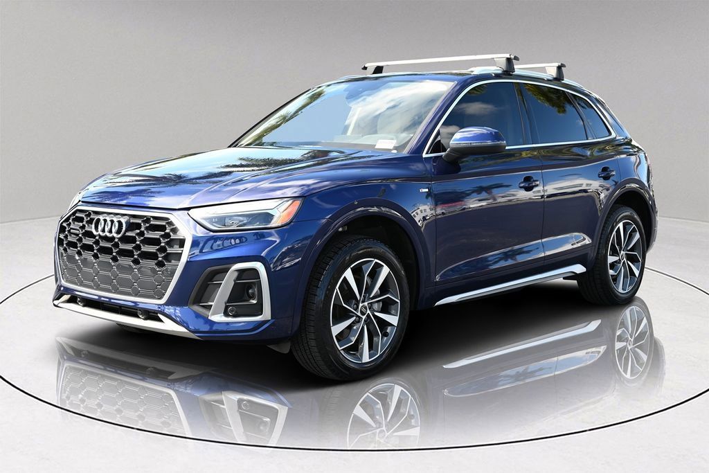 2023 Audi Q5 45 S line Premium photo 3