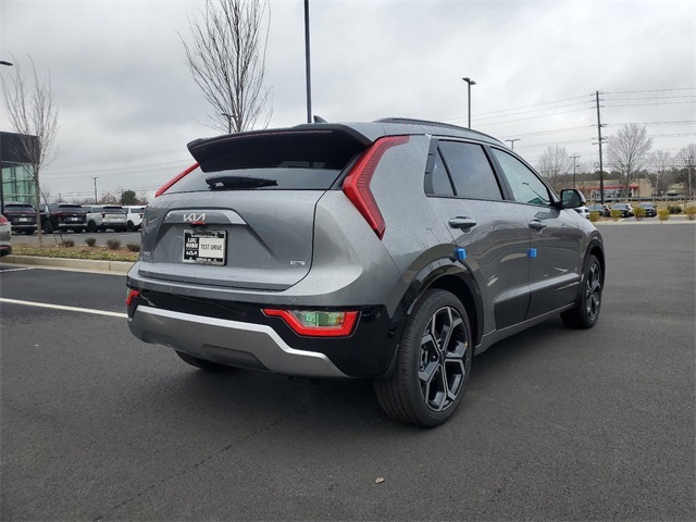2025 Kia Niro EX Touring photo 3