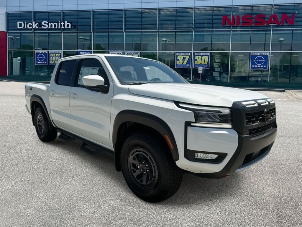 2025 Nissan Frontier PRO-4X's photo