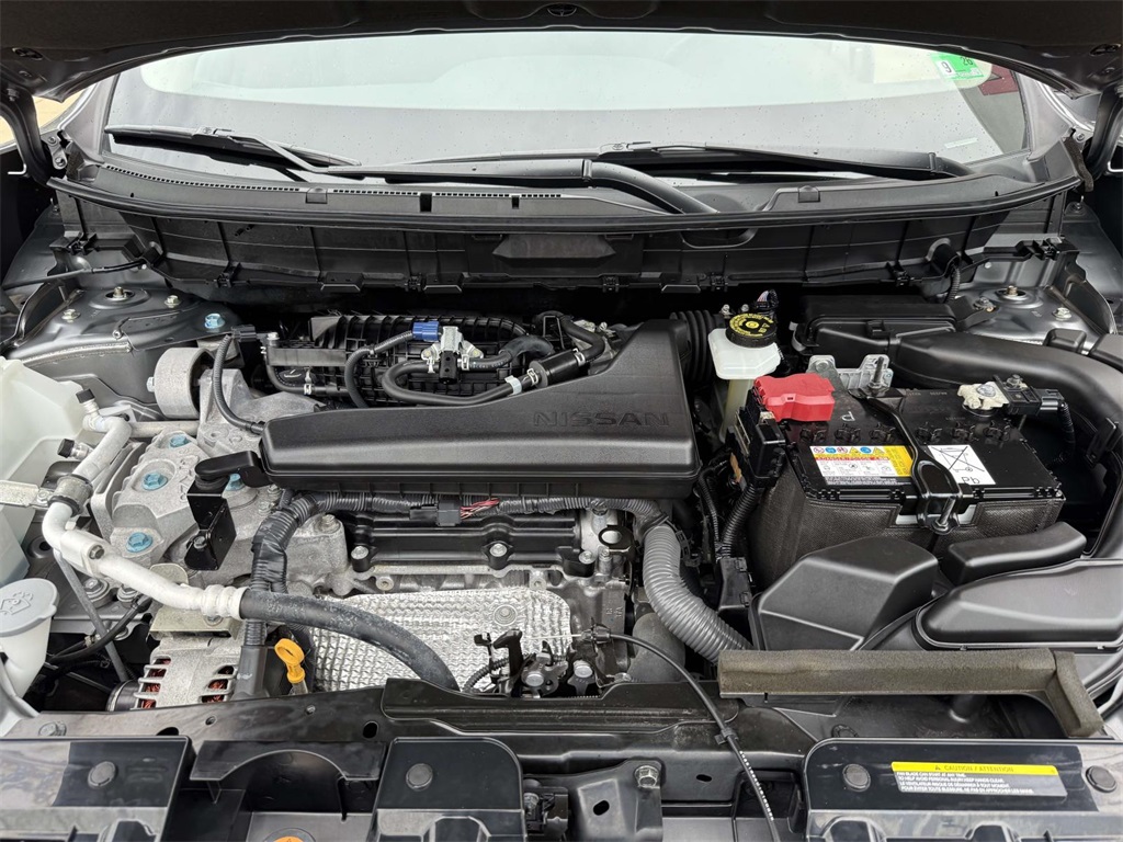 2019 Nissan Rogue SV photo 11