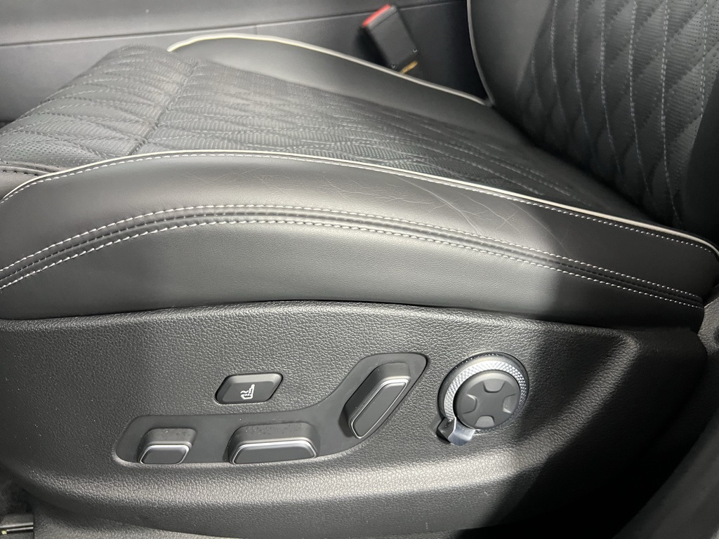 2024 Genesis GV70 3.5T Sport Advanced photo 20