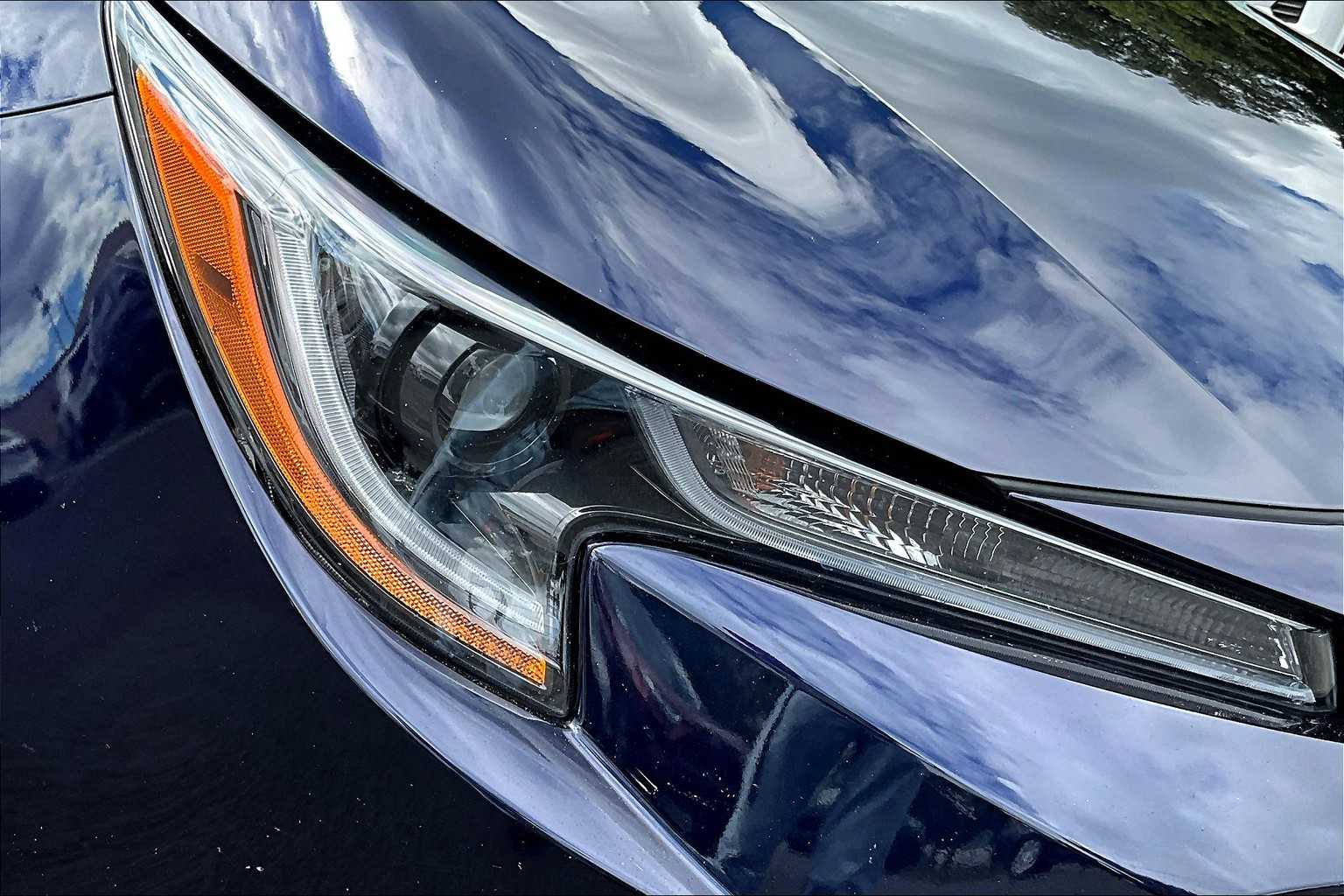 2024 Toyota Corolla LE photo 24